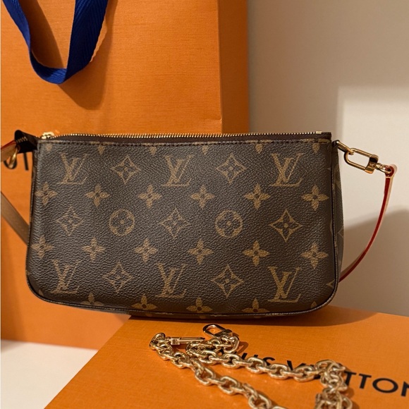 Louis Vuitton shoulder bag - Picture 4 of 8